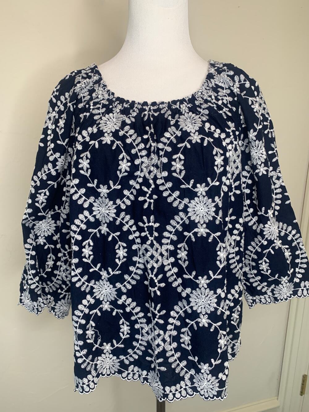 Charter Club Blue Embroidered Off ShoulderPeasant Top Eyelet Sz Medium?